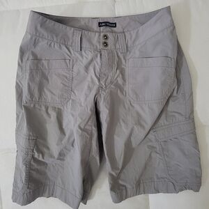 Arc’teryx Cargo Shorts Gray 6